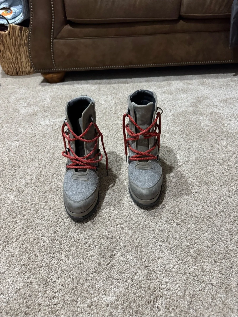 Sorel Women's Gray Ankle Boots with Orange Laces